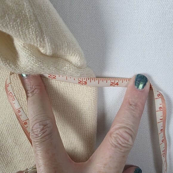 HELMUT LANG Women's 100% Wool Pullover Sweater Beige Knit Size Medium Back V - Picture 5 of 6